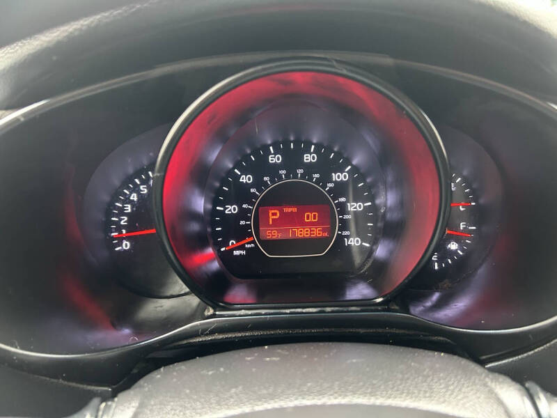 2014 Kia Soul +