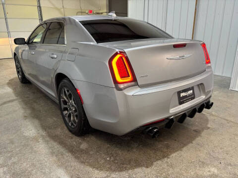 2017 Chrysler 300