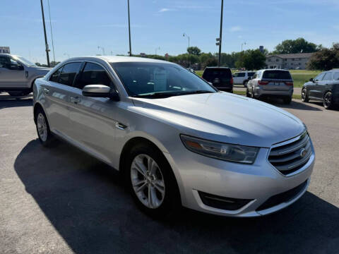 2013 Ford Taurus SEL