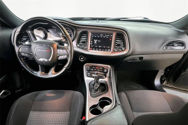 2022 Dodge Challenger