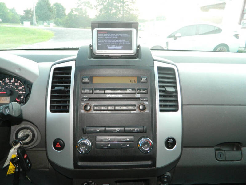 2009 Nissan Xterra S photo 18