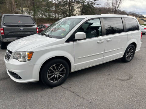 2017 Dodge Grand Caravan for sale at Elite Auto Sales Inc in Front Royal VA