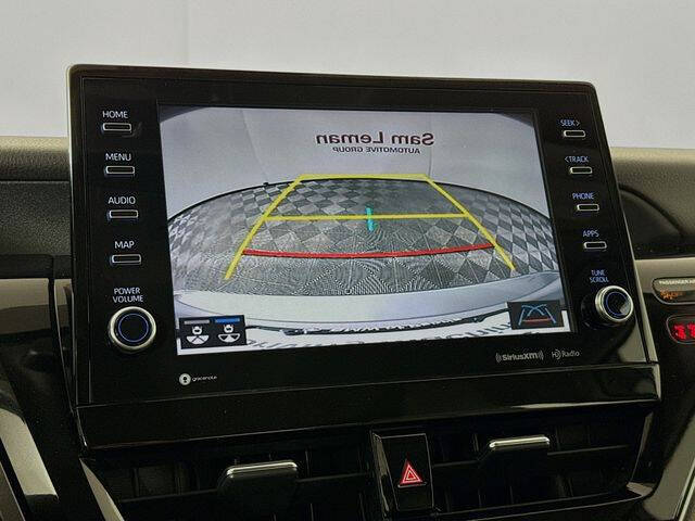 2022 Toyota Camry Hybrid XLE