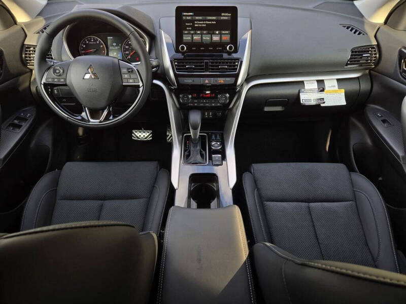 2026 Mitsubishi Eclipse Cross SE