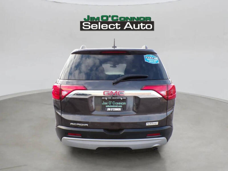 2017 GMC Acadia SLE-2