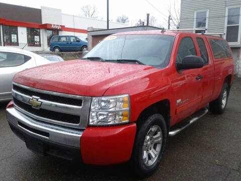 2011 Chevrolet Silverado 1500 for sale at Signature Auto Group in Massillon OH
