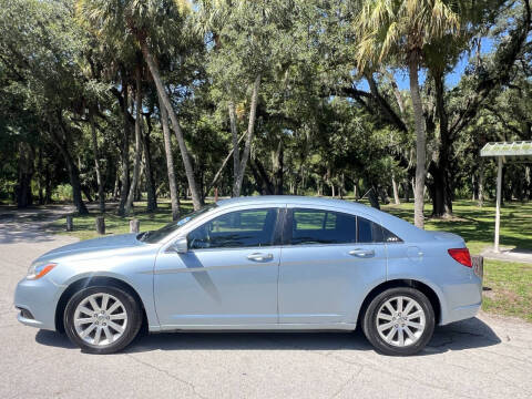 2012 Chrysler 200 Touring