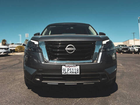 2024 Nissan Pathfinder SV