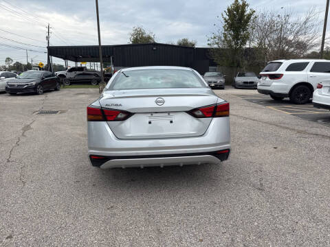 2023 Nissan Altima 2.5 S