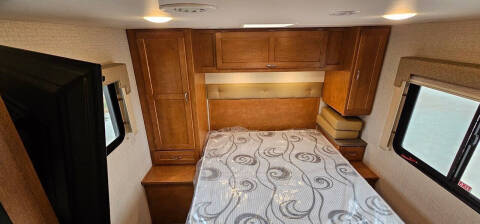 2019 Thor Motor Coach Freedom Elite