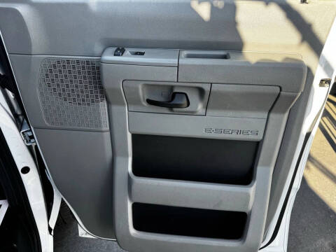 2013 Ford E-Series E-150