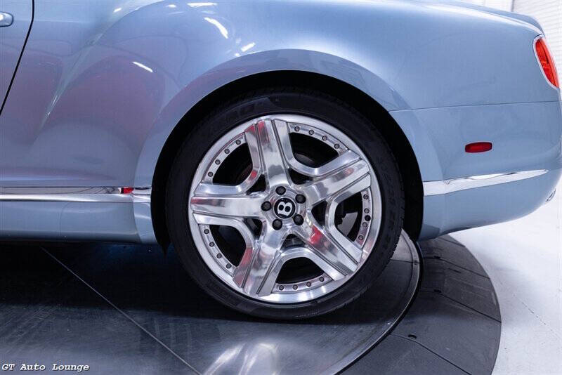 2015 Bentley Continental 31