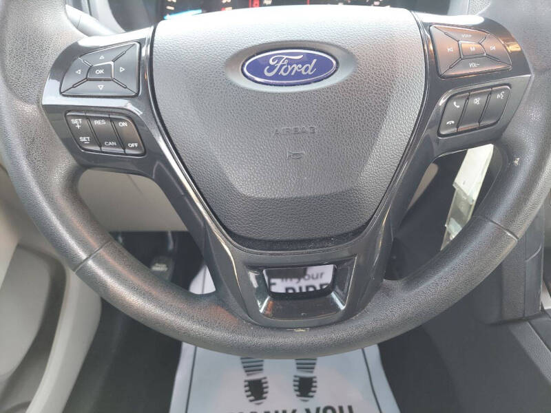 2019 Ford Explorer