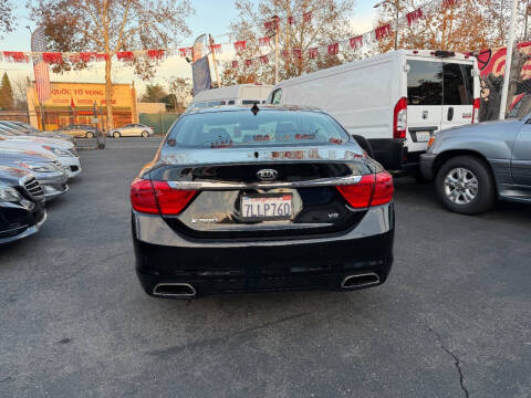 2015 Kia K900 Premium