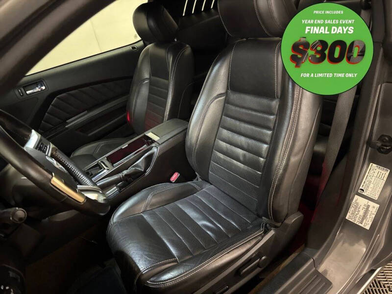 2013 Ford Mustang V6 Premium