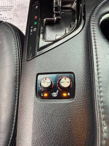 2013 Toyota Avalon XLE