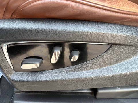 2015 Cadillac Escalade Premium