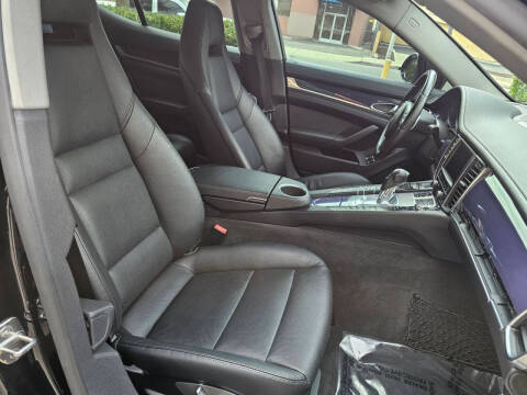 2011 Porsche Panamera