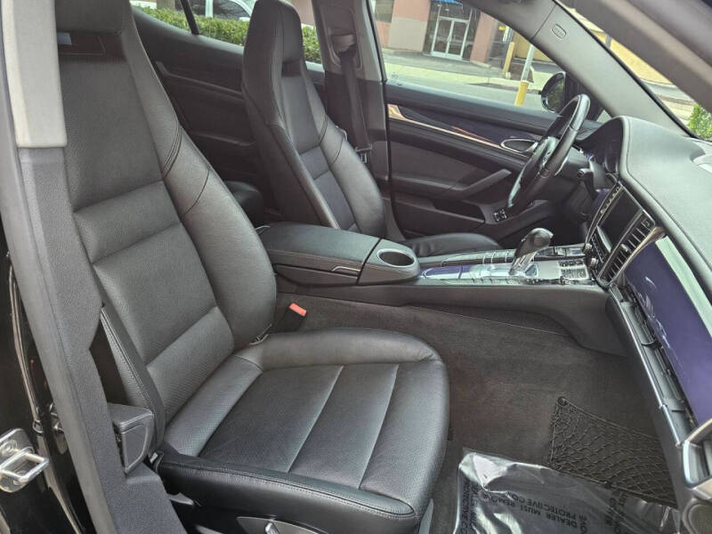 2011 Porsche Panamera