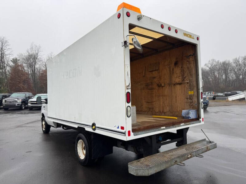 2018 Ford E-Series E-450 SD