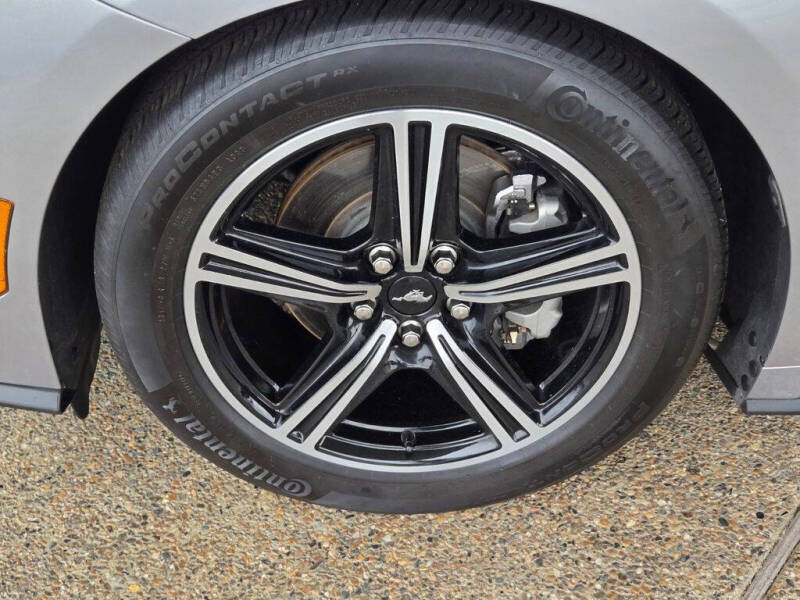 2025 Ford Mustang EcoBoost Premium