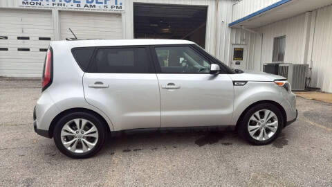 2016 Kia Soul +