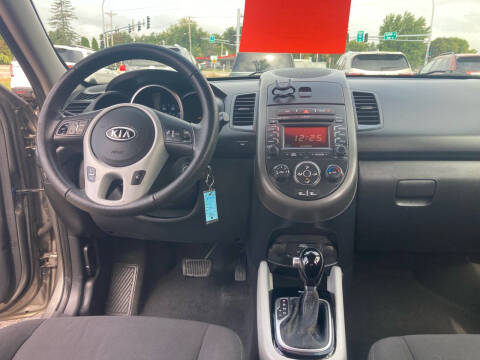 2012 Kia Soul +