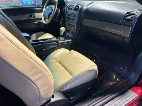 2004 Ford Thunderbird Deluxe