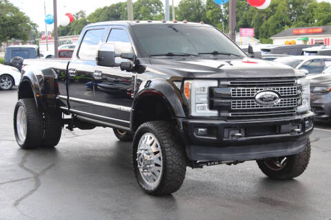 2017 Ford F-450 Super Duty Platinum