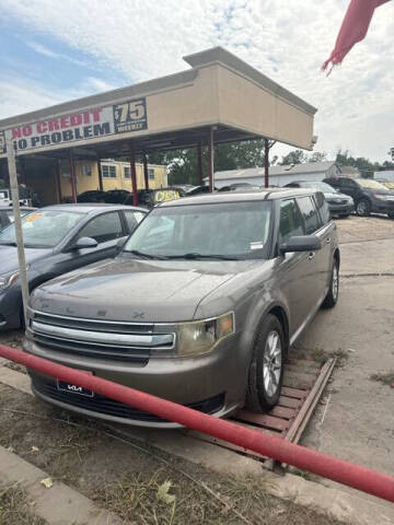 2014 Ford Flex for sale at FREDYS CARS FOR LESS in Houston TX