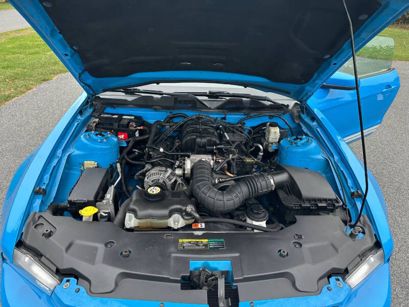 2010 Ford Mustang V6