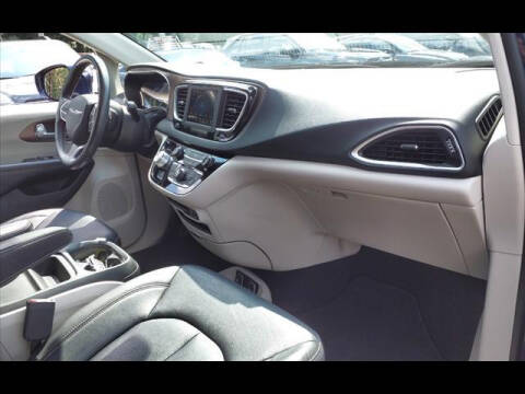 2019 Chrysler Pacifica Touring L