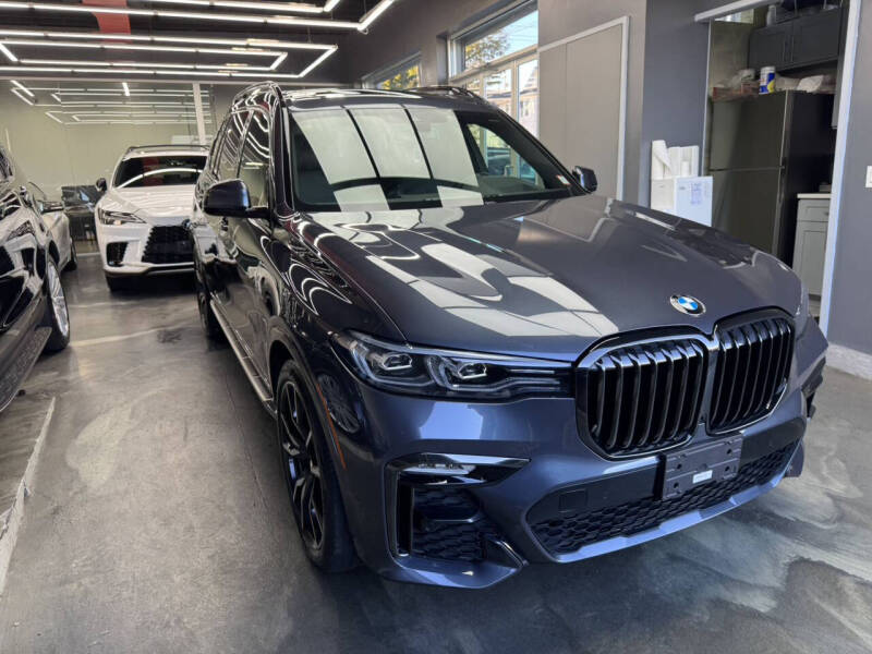 2021 BMW X7 xDrive40i