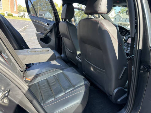 2015 Volkswagen Golf GTI SE