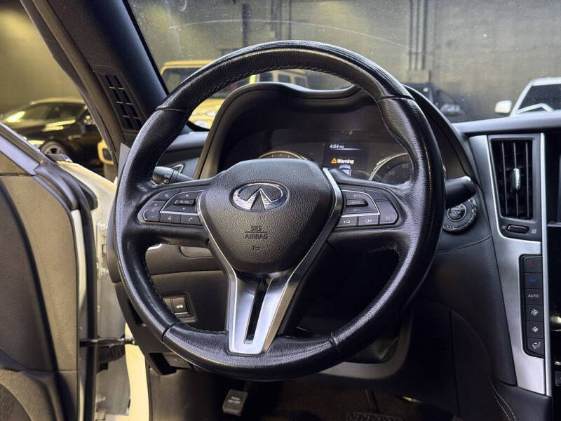 2018 Infiniti Q60 3.0T Luxe