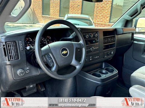 2017 Chevrolet Express LT 2500