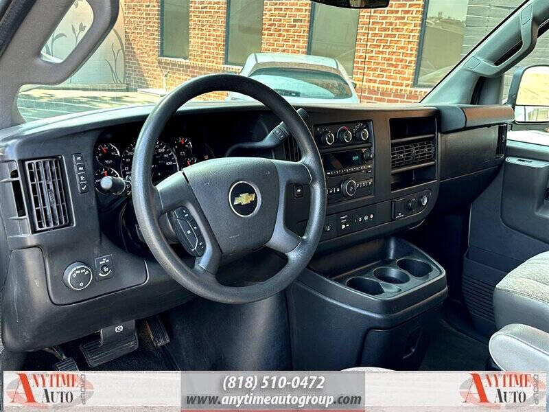 2017 Chevrolet Express LT 2500
