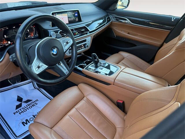 2022 BMW 7 Series 740i