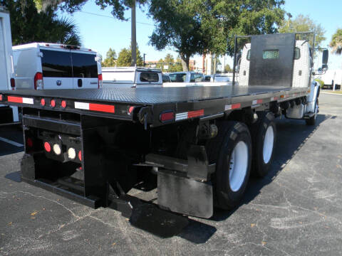 2015 Freightliner M2 106