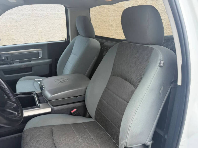 2013 RAM 1500 SLT