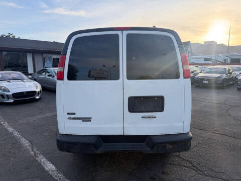 2011 Chevrolet Express 2500