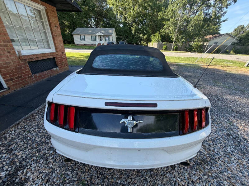 2015 Ford Mustang V6