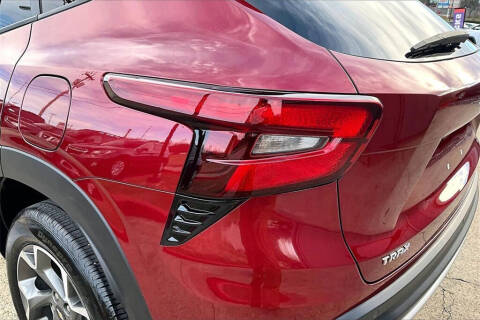 2024 Chevrolet Trax LT