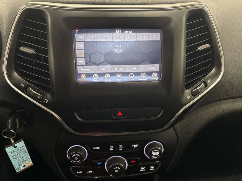 2019 Jeep Cherokee Latitude