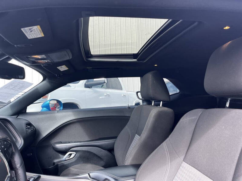 2023 Dodge Challenger SXT