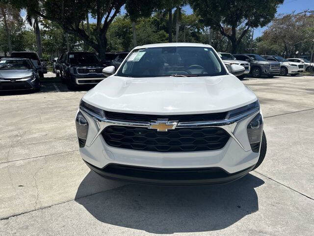 2025 Chevrolet Trax LS