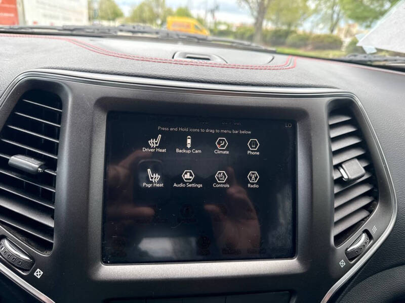 2019 Jeep Cherokee Trailhawk