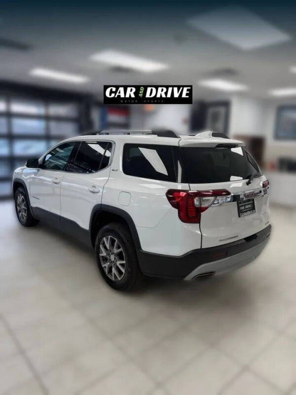 2021 GMC Acadia SLT