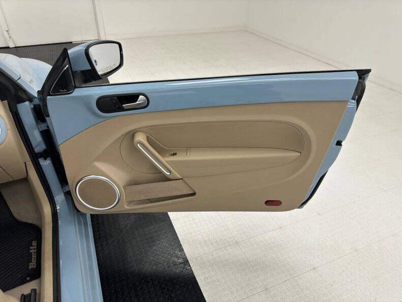 2014 Volkswagen Beetle Convertible