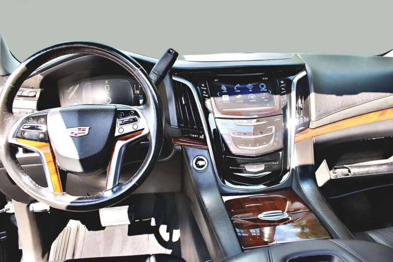 2015 Cadillac Escalade ESV Premium